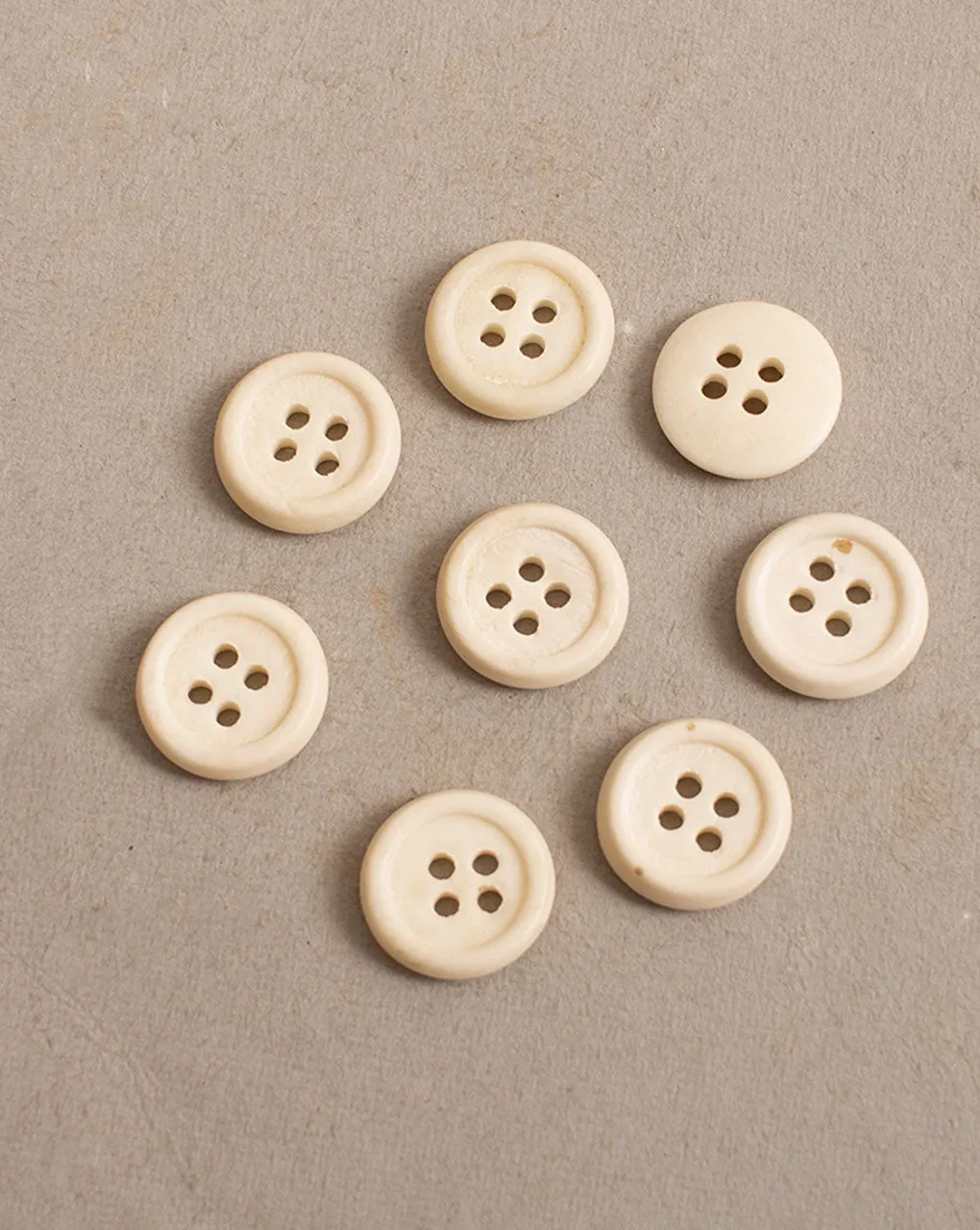 Bone Button ( Set Of 6 )