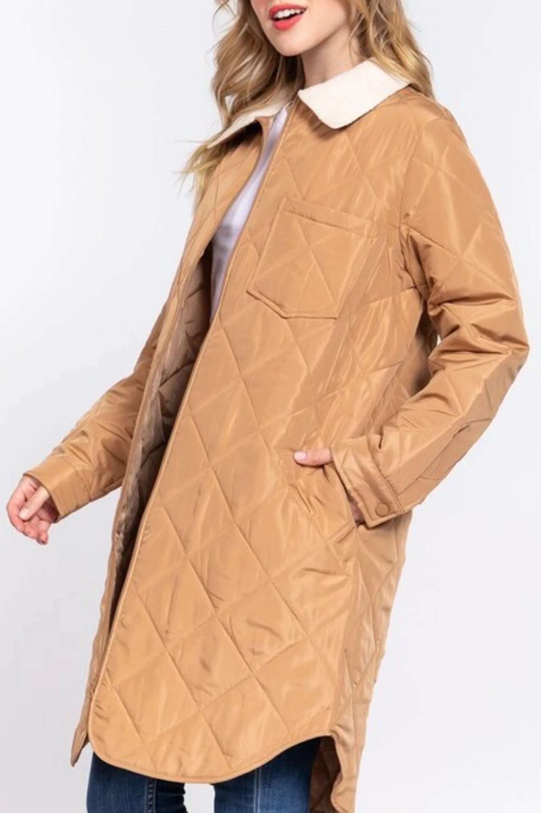 Women's Long sleeve fur collar detail quilted puffer long zip up jacket