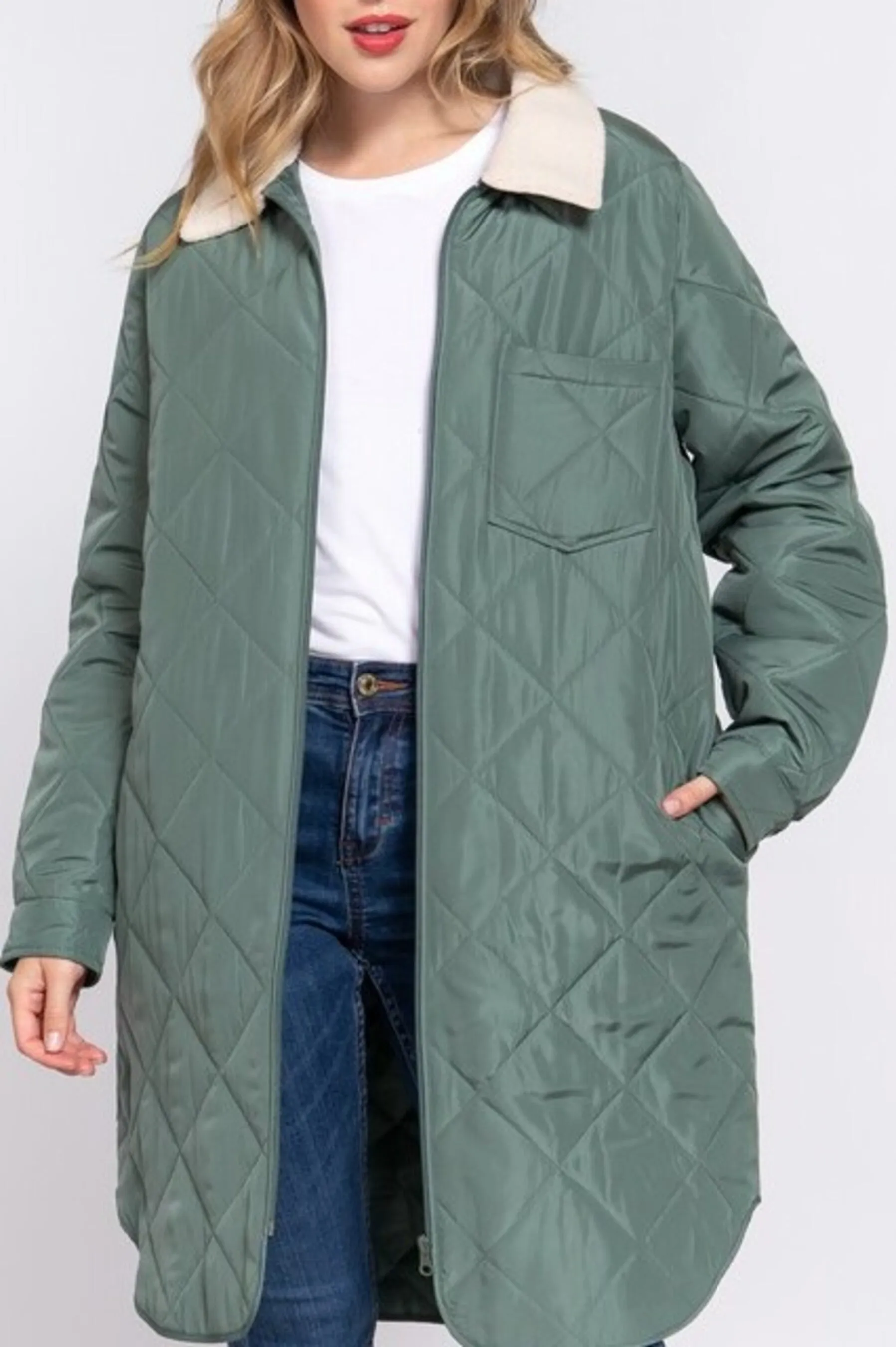 Women's Long sleeve fur collar detail quilted puffer long zip up jacket